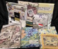 7 As New Tablecloths - Floral Patterns