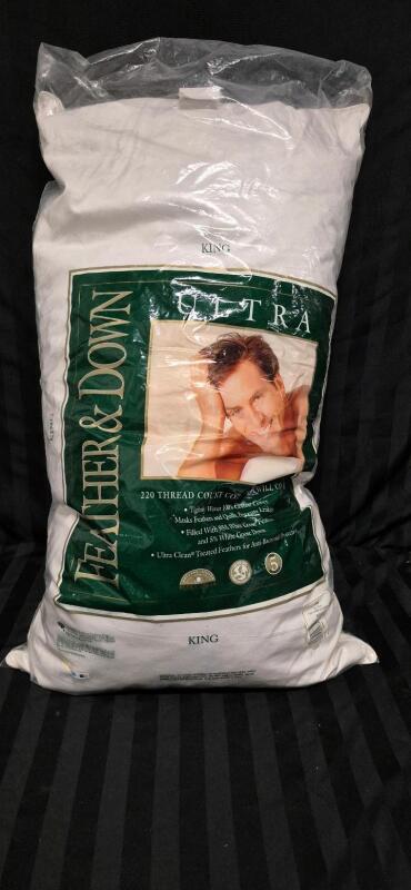 As New sz King Ultra Feather & Down Pillow - 220 Thread Count Cotton Twill Cover 20 by 26"