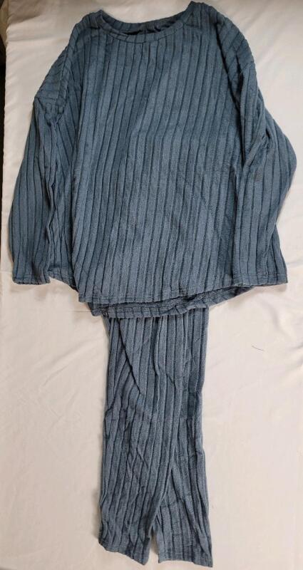 New Women's Sz. 2XL Shein Curve Blue Fleece Pajama Top & Pants .