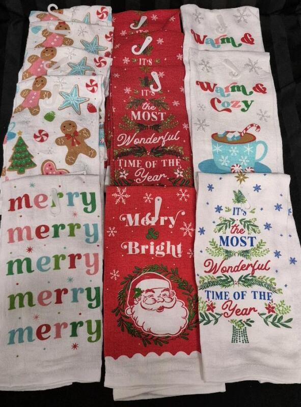 12 New Christmas Hand Towels 14 by 24"