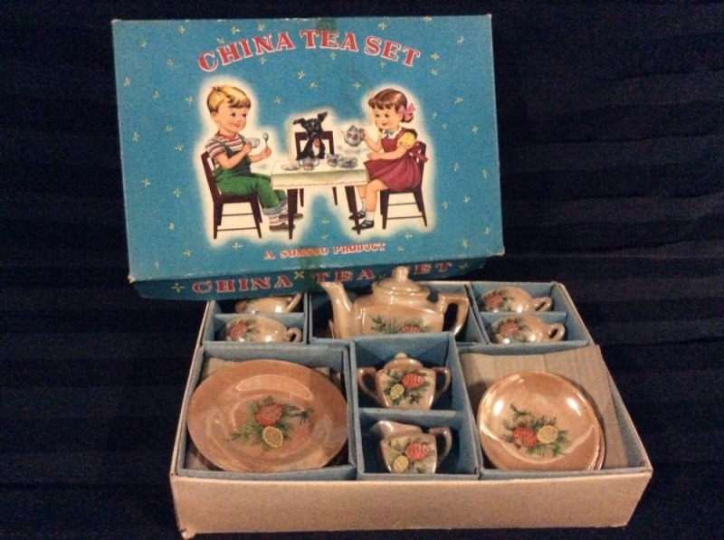 Vintage Child’s China Tea Set Japan Lustreware