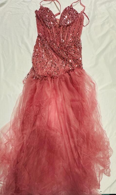 New Women&rsquo;s XL Pink Sequin Tulle Ball Gown / Prom Dress