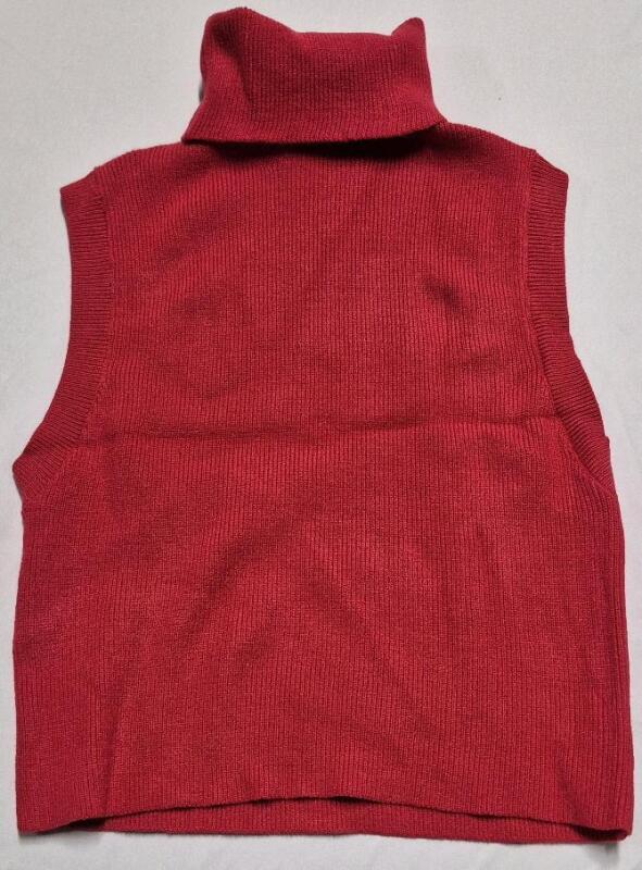 New sz Small Women's Knit Turtleneck Vest