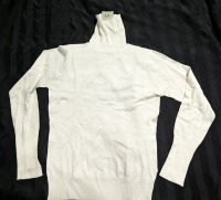 New Ha Turtle Neck Pullover. large