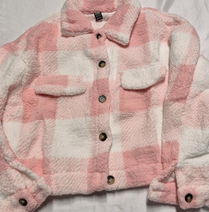 New sz Medium Women's Super Soft Cozy Jacket