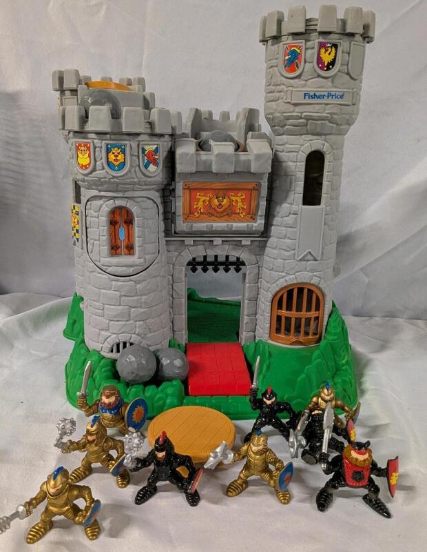 Fisher-Price Great Adventures Playset. Comes with all miniatures Shown. 17"Tall