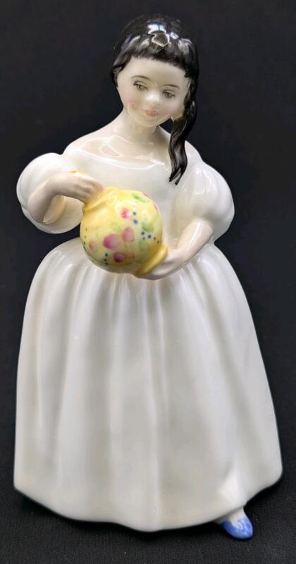 Vintage ROYAL DOULTON "Mandy" HN2476 Bone China Figurine, 5.15"