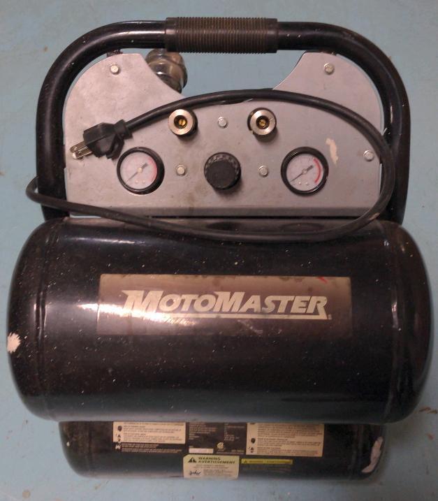 MotoMaster air compressor, 5-gallon tank capacity, Retail's for $269.99 [See Desc]