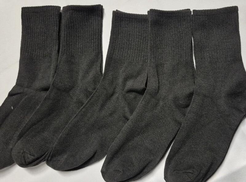 5 New sz 36-39 Adult Crew Socks