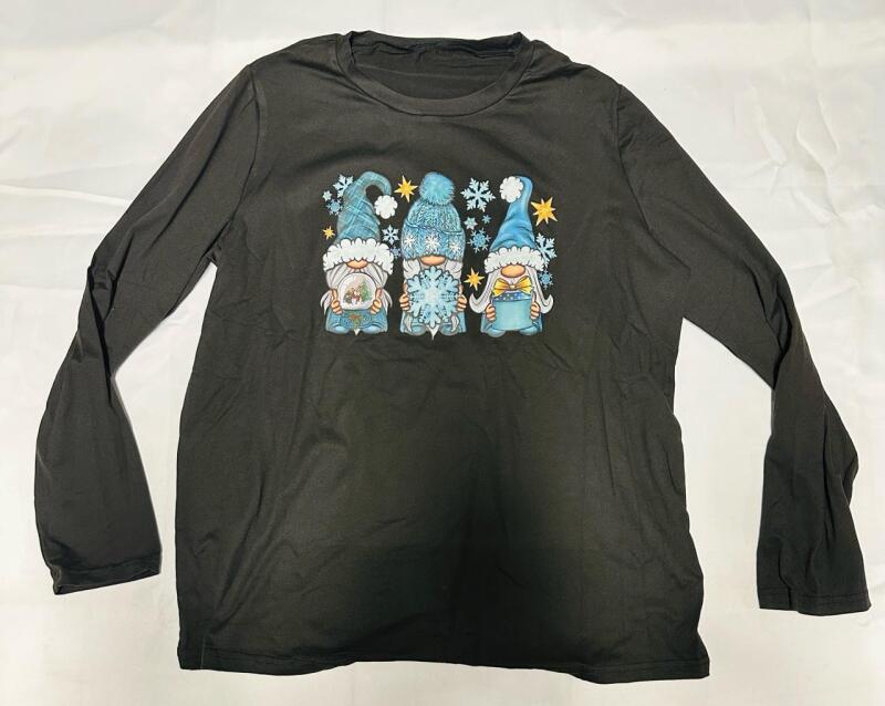 New Men&rsquo;s XL Long-Sleeved Christmas Shirt with Gnome Graphic