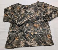 New Size Medium Men's Long Sleeve Shirt