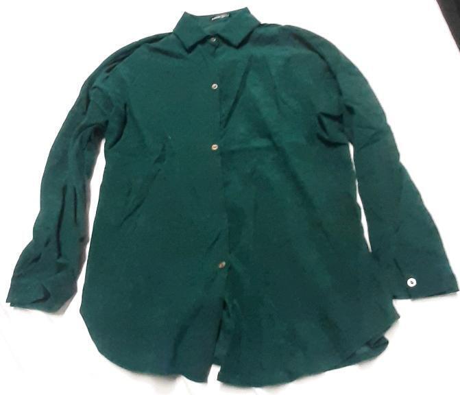 New Men's Sz. Medium Button Up Longsleeve Shirt
