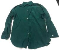 New Men's Sz. Medium Button Up Longsleeve Shirt