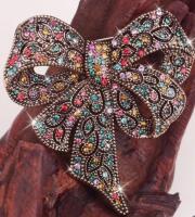 Glamorous Rhinestone-Encrusted Bow Brooch - Perfect for Dresses, Coats Sweaters, Toques and Clutch Bags Beautiful Craftsmanship approximately 3 x 2.5&rsquo;&rsquo; stock photo added, colours may vary slightly