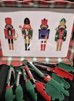 9 pcs New Kitchen Christmas Decor - Nutcrackers