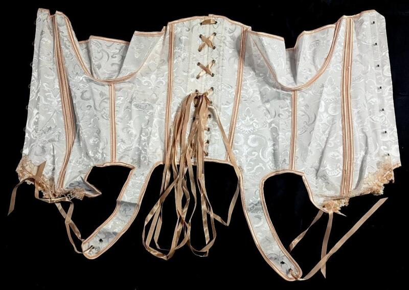 New Size XL Women's Victorian-Style Boned Corset Bedecked In Ribbons