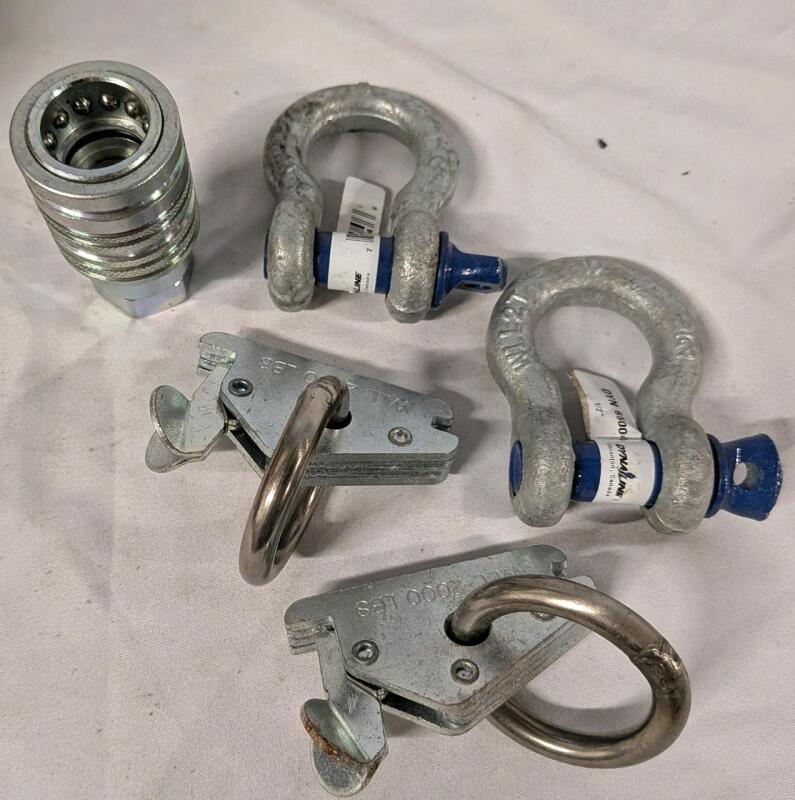 6 Pieces of Assorted Hardware.