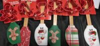 6 New Christmas Spatulas with Cookie Cutters