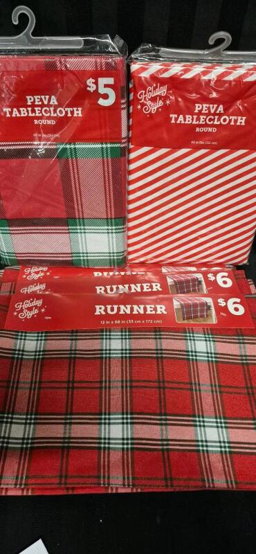 New Christmas Tablecloths & Runners