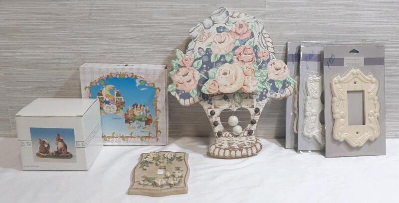 Lot of Vintage 90s Wall Decorations & Statues | Largest Decoration Measures 12" Tall, 9&frac12;" Wide