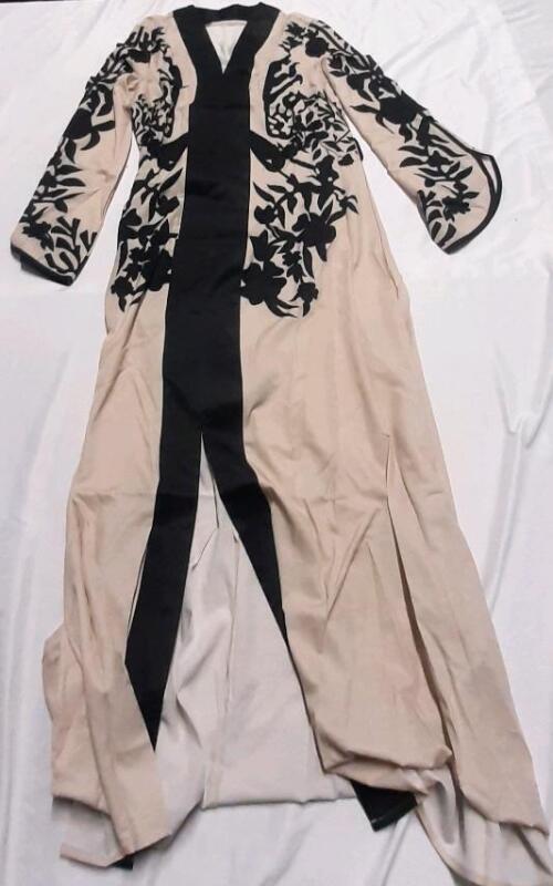New Women's Sz. Medium Kimono Style Dress
