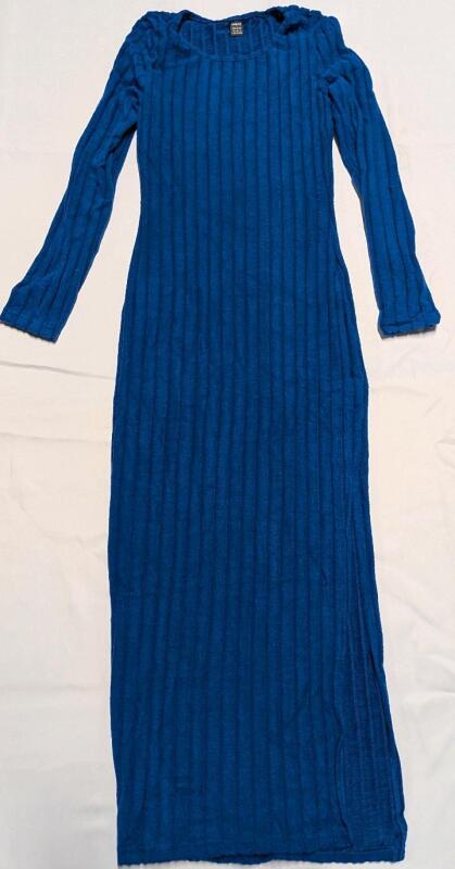 New Size Medium Women's Long Sleeved Dress with Slit.
