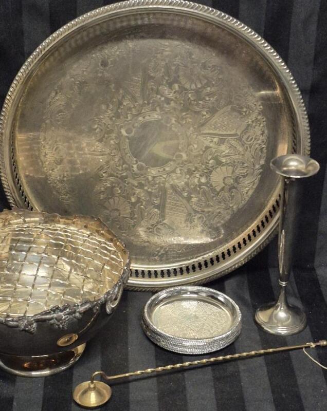 Vintage Silverplate Home Decor - Tray 12.5" Diameter