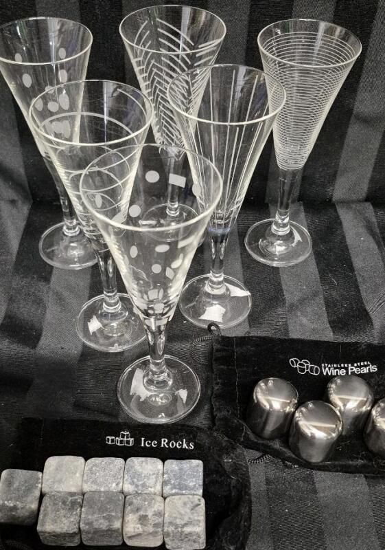 Great Bar Lot- 6 Liqueur Glasses & Ice Rocks & Wine Pearls