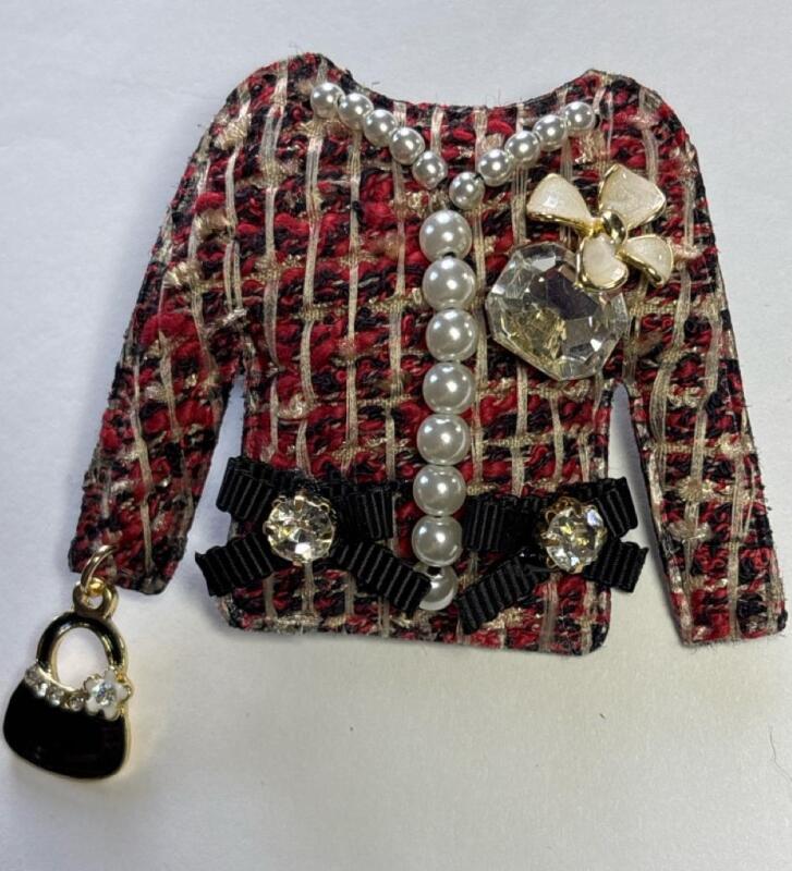 Stylish Tweed Jacket Brooch / Clip -Complete with Faux Pearls & Crystal Embellishments Jacket Arm Hold a Dangle Purse Charm approximately 2.25 x 2.5&rsquo;&rsquo;