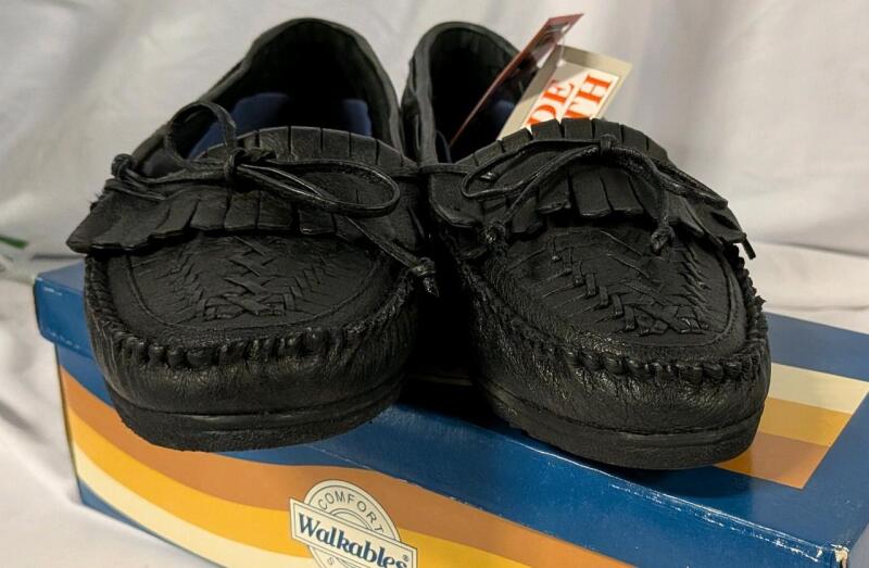 New Size 11W Walkabkes Shoes
