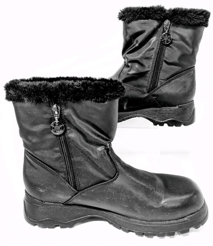 New Size 10 Women's WeatherMates by Kombu Shortie Ankle Winter Boots With Side-Zips