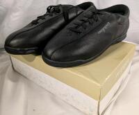 New Size 10 Women's Easyspirit Esmotion Leather Shoes.