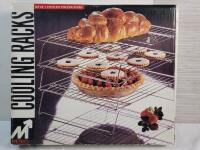Set of 3 Stainless Stacking Cooling Rack .