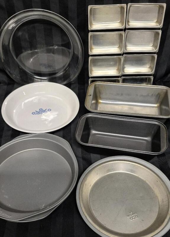 Great Baker's Lot - Pyrex 11" & Corning Ware 9" Pie Pans, Loaf Pans 11" & 10" L ++