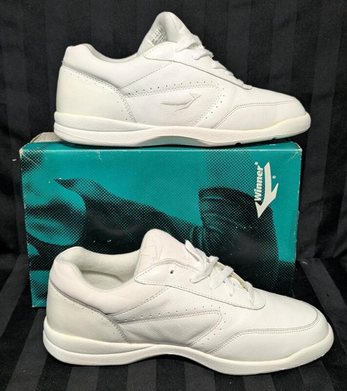 Vintage New Size 10W Sears Winner White Runners (See Photos)
