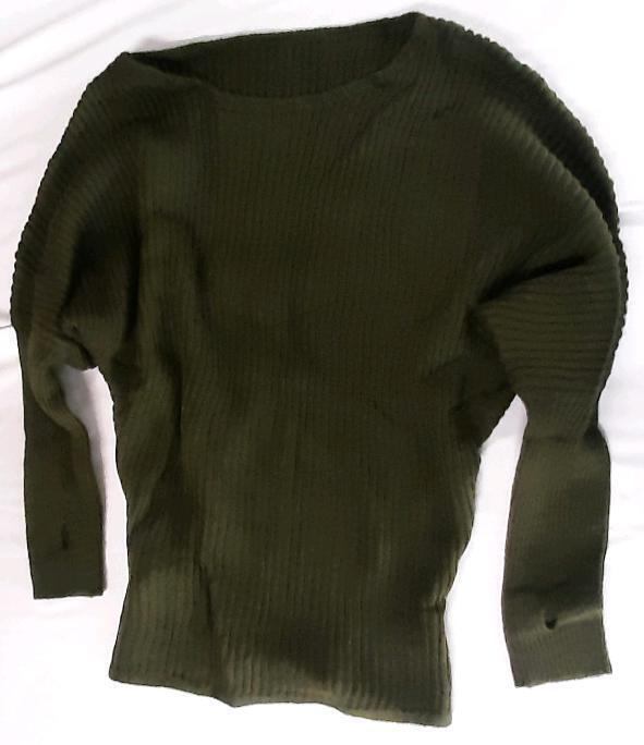 New Women's Sz. Large Knit Longsleeve Sweater