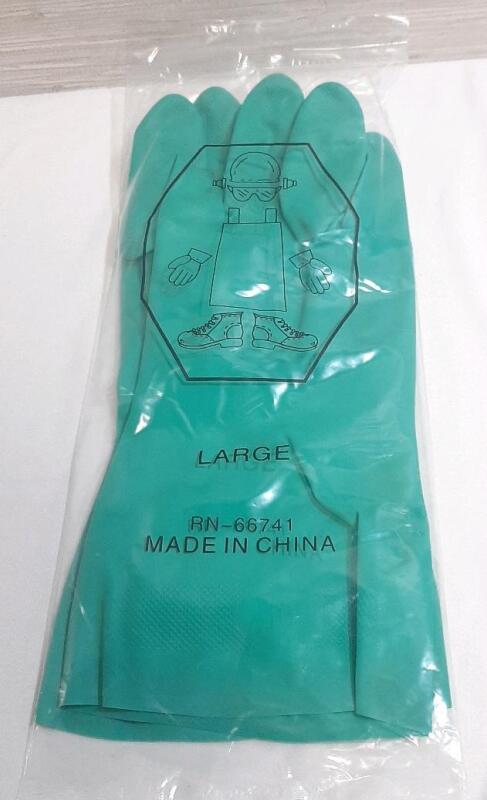 New Pair of Large Green Protective Work Gloves