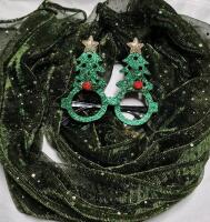 2 New Fun Holiday Accessories