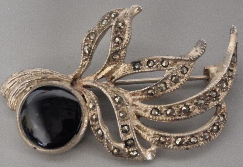 Vintage Brooch Stamped 925 With Presumed Onyx Stone & Rhinestones, 2" Long