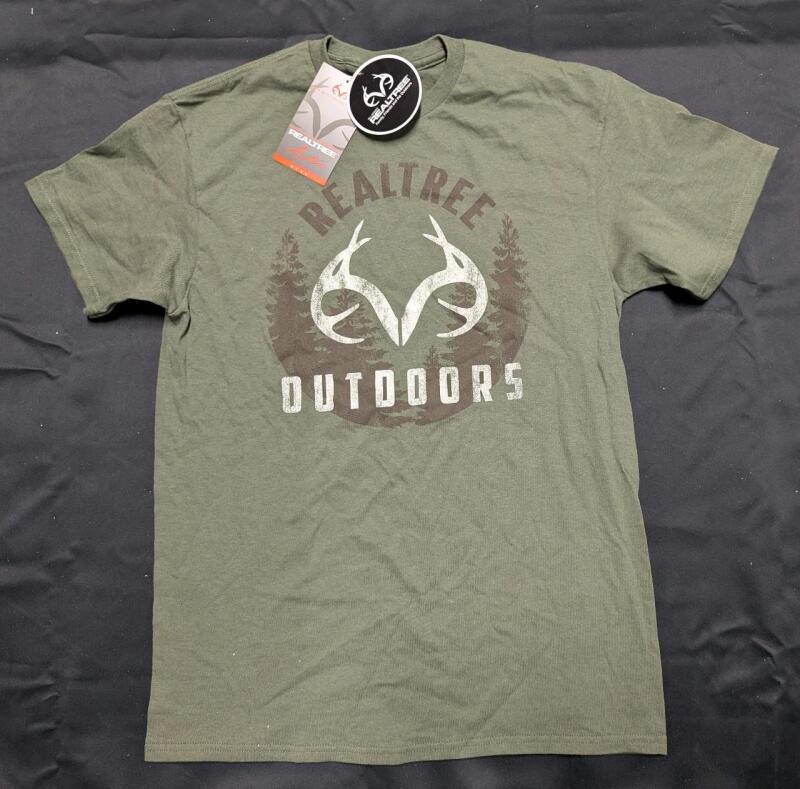New Size MED Men's RealTree Outdoors Graphic T-Shirt, 100% Pre-Shrunk Cotton