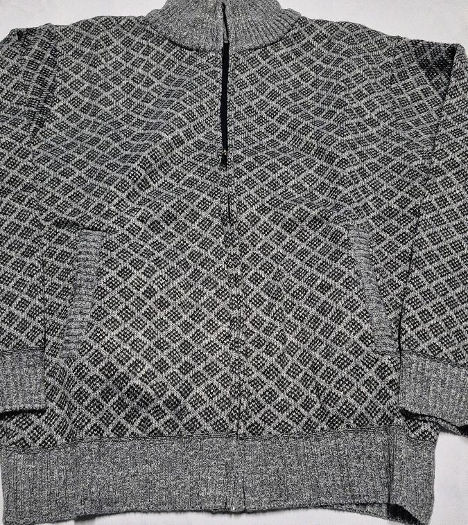 New sz XL Men's Half Zipper Sweater