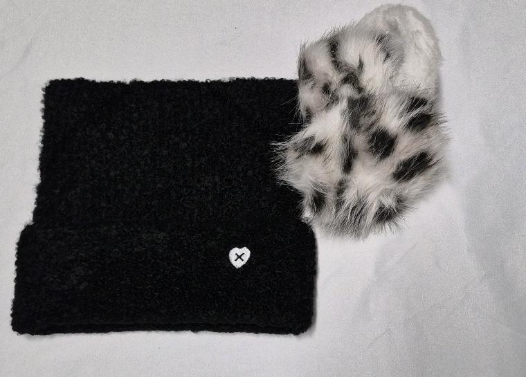 New sz O/S Adult Toque & Ear Muffs