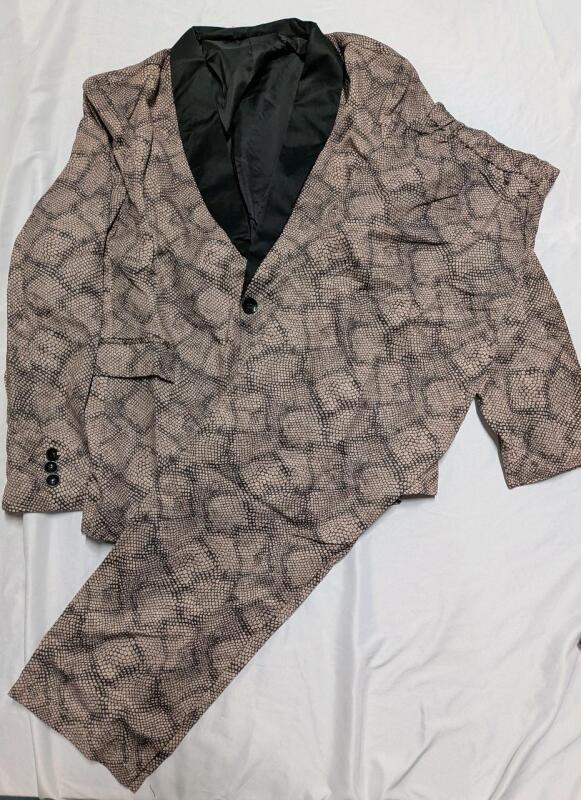 New Size XL Men's Reptile Skin Print Suit.