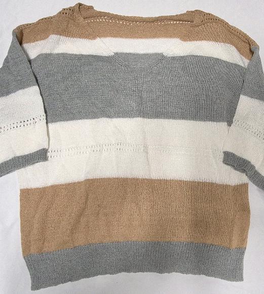 New sz XLarge Women's Lightweight Knit Top