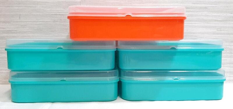 5 New Plastic Snack Treat Boxes