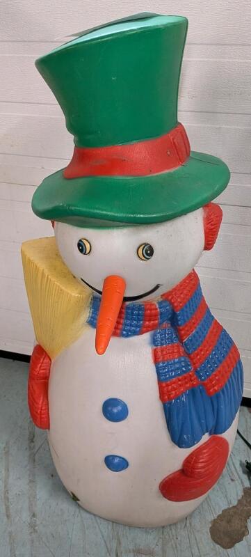 Vintage Snowman Blow Mold Lawn Decoration. 39" Tall. Does not currently light up