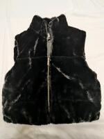 New Size XS Women'a Madden NYC Fau Fur Vest