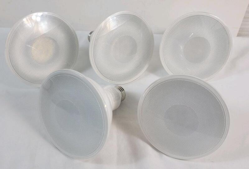 Five (5) New Enegetic Lighting LED 900 Lumens 11W PAR38 LED Outdoor Lights .