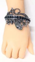 Signed Yukong Hinged Lizard Gecko Bracelet, One Size Fits Most, Clasp Does Not Line Up Flush