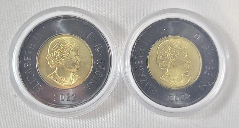 2022 Canadian Black Ring Two Dollar Coins in Case (toonies) .Uncirculated Commemorative Coin with a Black Outer Ring, Issued to honor Queen Elizabeth II following her passing in September 2022 .